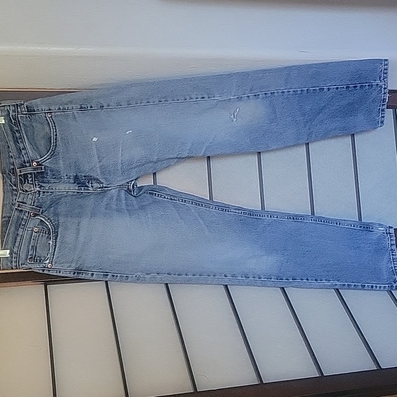 Levi Strauss & Co. 505 Men's Classic Light Blue Denim Jeans Frayed 32 X 32 - Picture 1 of 6